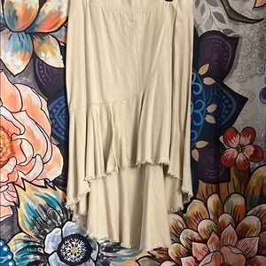 Linen look hi-lo with trendy frayed hemline, NWT